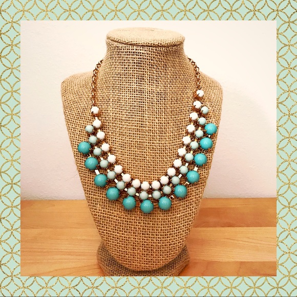 Roots Jewelry - 💍NWT Gorgeous Statement Necklace By Roots💍